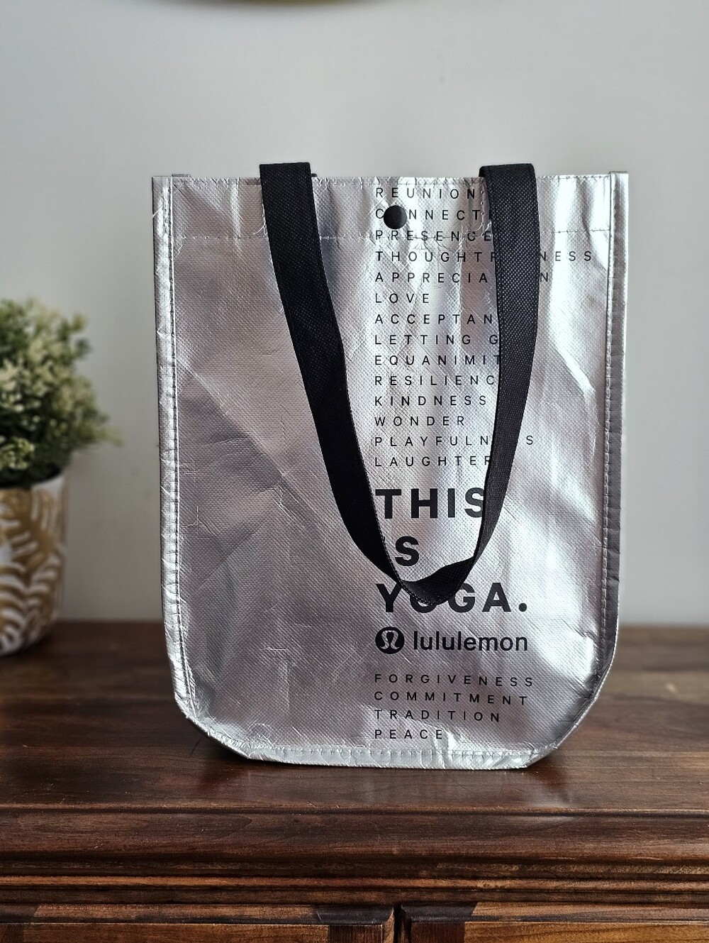 Lululemon One Shoulder Sports Bra Size 12 Orange + Silver Yoga Tote Bag - Picture 7 of 9